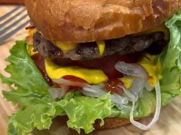 ベーコンチーズバーガー