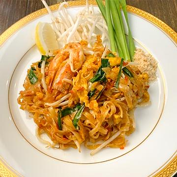 パッタイ(タイ風の焼きそば)