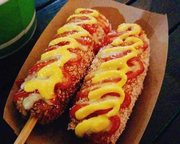 ウィンナーホットドッグ Wiener Hot Dog