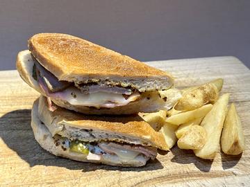 キューバサンド CUBAN SANDWICH [No sides included]