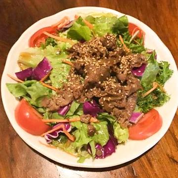 牛焼肉サラダ