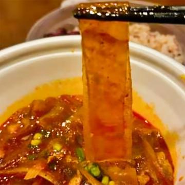 極太春雨麻辣湯とご飯セット