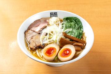 味玉竹末醤油そば CLASSIC