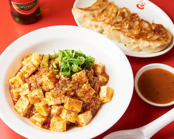 麻婆飯 薄皮焼き餃子セット