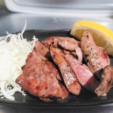 厚切り牛タン塩焼き
