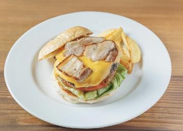 ベーコンチーズバーガー
