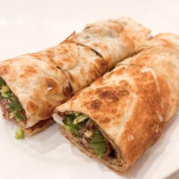 チキンロールナン(ROLL NAN)