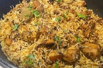 ポークビリヤニ (pork biryani)