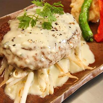 国産黒毛和牛ハンバーグ弁当225gラージサイズ
