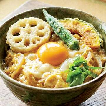(小さめ丼)3種の野菜天ぷらと卵2個使った幸せになれる天丼