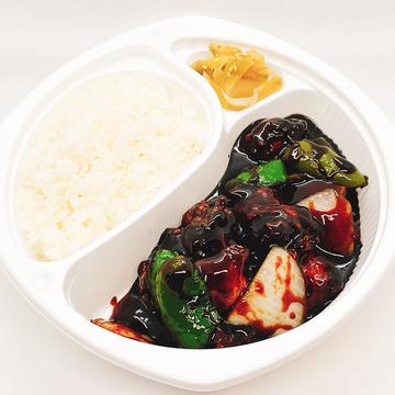 黒酢酢豚弁当
