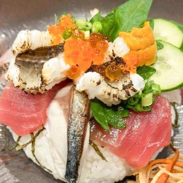 市場直送海鮮丼