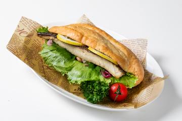 やみつき鯖サンド