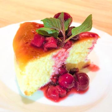 3種の濃厚チーズケーキ CHEESE CAKE