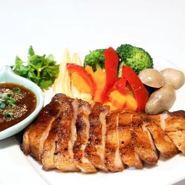 コムヤーンSteak Style Grilled Fatty Pork☆タイセレクト認定レストラン☆