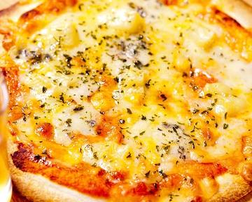 4種チーズのPIZZA 4 Types of Cheese Pizza