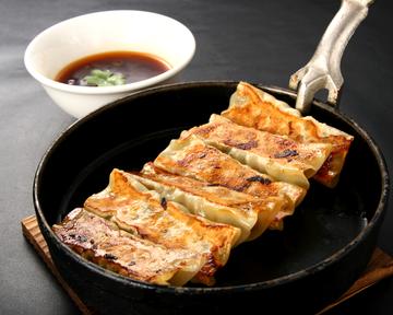 鉄鍋餃子