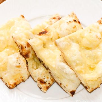 チーズガーリックナン CHEESE GARLIC NAN