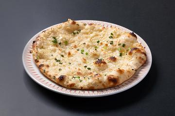 ガーリックナン - Garlic Naan