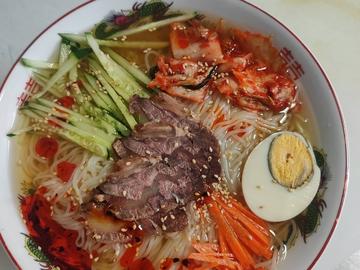 牛肉冷麺
