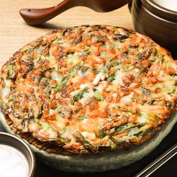 ニライカチヂミ Chive & Squid Buchimgae