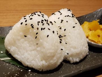 銀シャリおむすび(二個)
