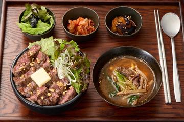 にんにくバター醤油ハラミステーキ丼定食(100g) Garlic Butter Soy Sauce Harami Steak Bowl Set Meal