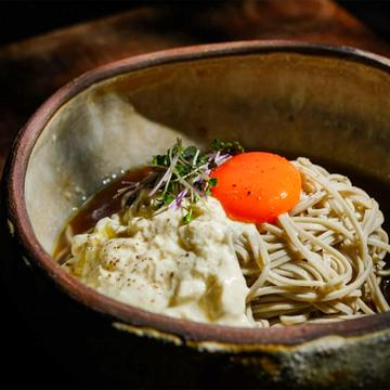 トリュフ香る おぼろ豆腐月見蕎麦(冷)