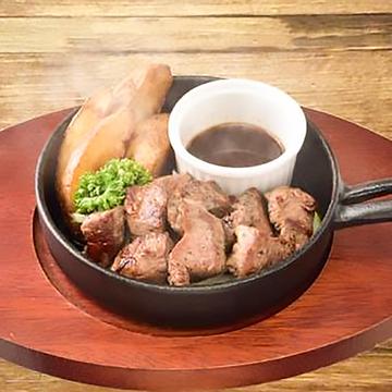 牛カットステーキ(100g) Cut Beef Steak (100g)