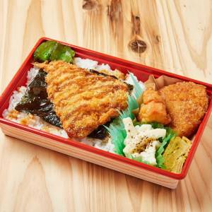 アジフライのり弁当