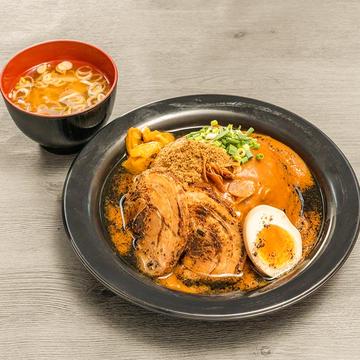 黒丼カレー大盛(手作り味噌汁付き)