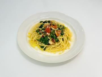 ひき肉とほうれん草のペペロンチーノ