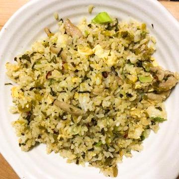 高菜と豚肉入りチャーハン
