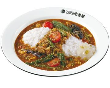 チキンと夏べジのスパイスカレー