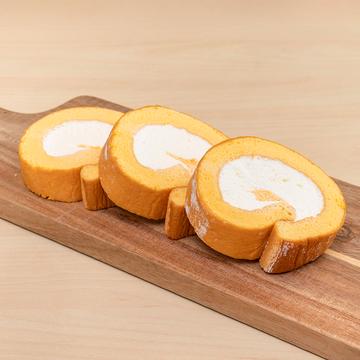 王卵ロールケーキ