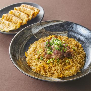 牛中落ちカルビチャーハン 揚げ餃子(5個)セット
