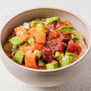 B1|アボカドサーモンまぐろ丼 Avocado and Salmon and Tuna bowl
