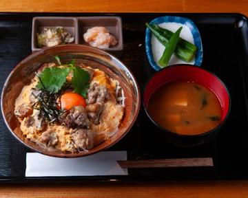 こだわり卵の親子丼