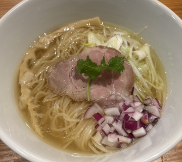 白しょうゆらーめん