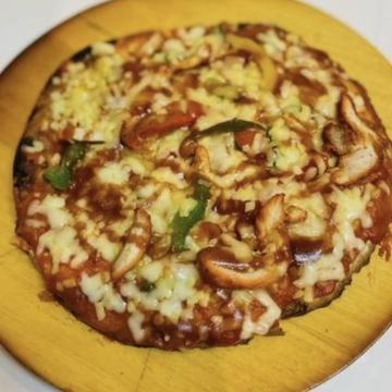 チキンナンピザ(Chicken nan Pizza)