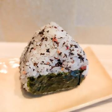 おにぎり(カリカリ梅)