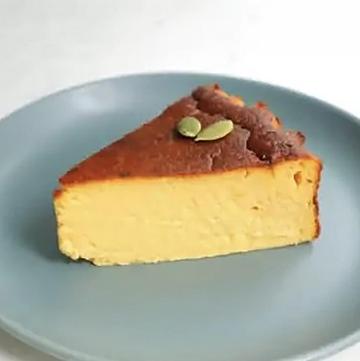 かぼちゃのバスクチーズケーキ/Pumpkin Basque Cheesecake