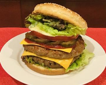 自家製ひき肉のダブルチーズバーガー Double cheeseburger Halal