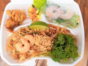 海老入りパッタイ・生春巻(ランチBOX)