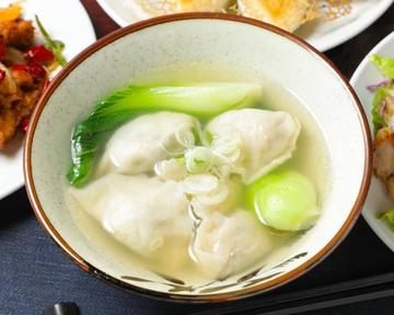 もちもち皮の水餃子 Chewy Boiled Gyoza Dumplings
