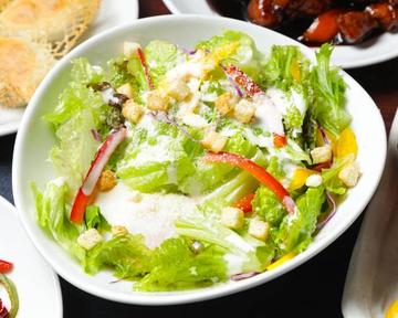 玉子のシーザーサラダ Caesar Salad with Eggs
