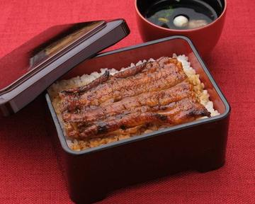 鰻重 松 (半身)  肝吸い付