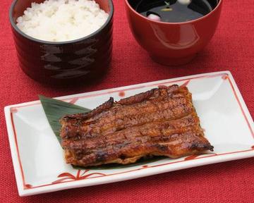 蒲焼定食 鶴 (半身) 吸い物付