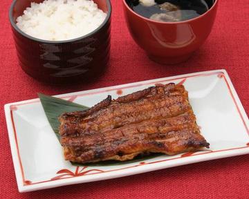 蒲焼定食 鶴 (半身) 肝吸い付