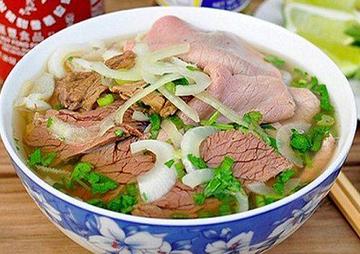 PHO BO TAI＆CHIN/ BEEF PHO WITH EYE ROUND STEAK＆WELL DONE BRISKET/牛肉のフォー
